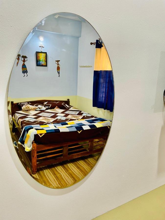 Blue Waves Guest House Calangute Eksteriør billede